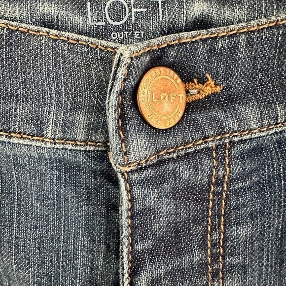Ann Taylor Loft Embroidered Floral Cropped Denim Blue Jeans, Women's Size 10 - Picture 5 of 9